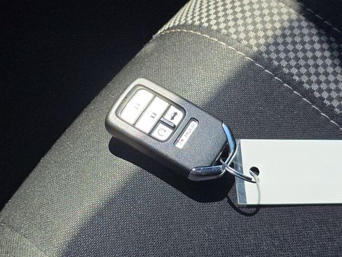 Used 2019 Honda Civic Sport image 32