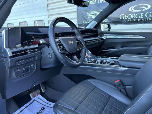 Certified 2025 Cadillac Escalade V w/ LPO, ONYX Package AWD/4WD image 10