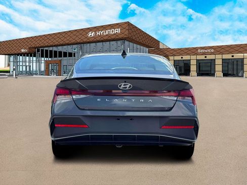 New 2026 Hyundai Elantra Sport image 6