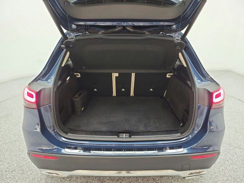 Used 2021 Mercedes-Benz GLA 250 image 18