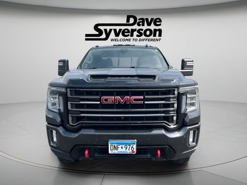 Used 2020 GMC Sierra 2500 AT4 w/ AT4 Premium Package AWD/4WD image 2