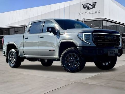 Used 2024 GMC Sierra 1500 AT4X image 2