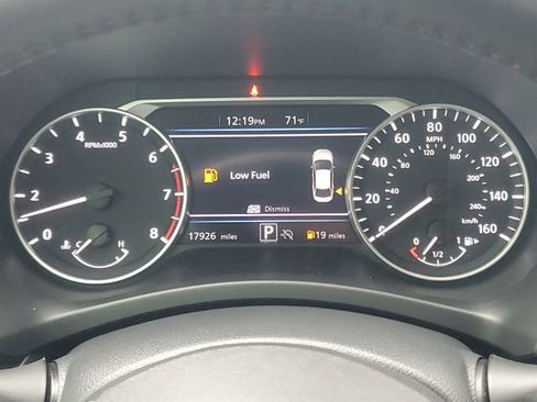 Used 2024 Nissan Sentra SR w/ SR Premium Package image 27