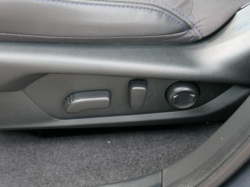 Used 2025 Subaru Forester Premium AWD/4WD image 19