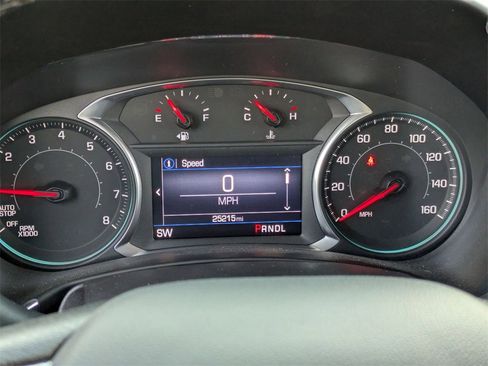 Used 2024 Chevrolet Equinox LT image 19