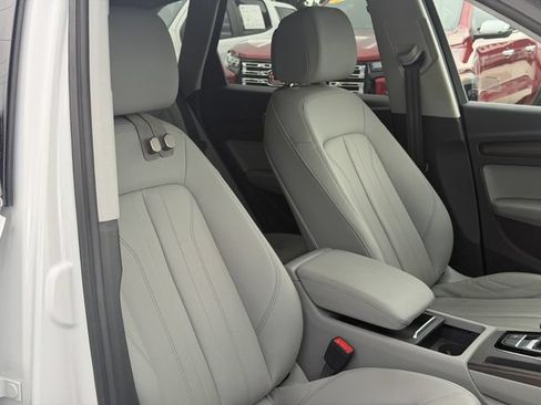Used 2022 Audi Q5 2.0T Premium AWD/4WD image 19