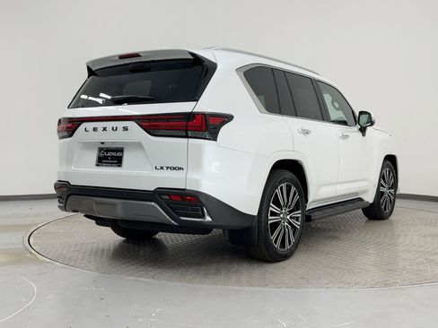 New 2026 Lexus LX 700h Luxury image 9