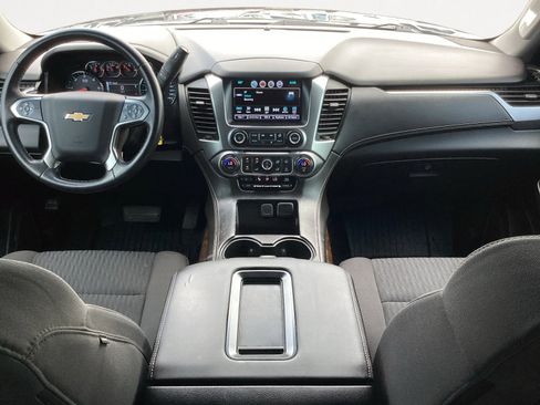 Used 2020 Chevrolet Tahoe LS RWD image 4