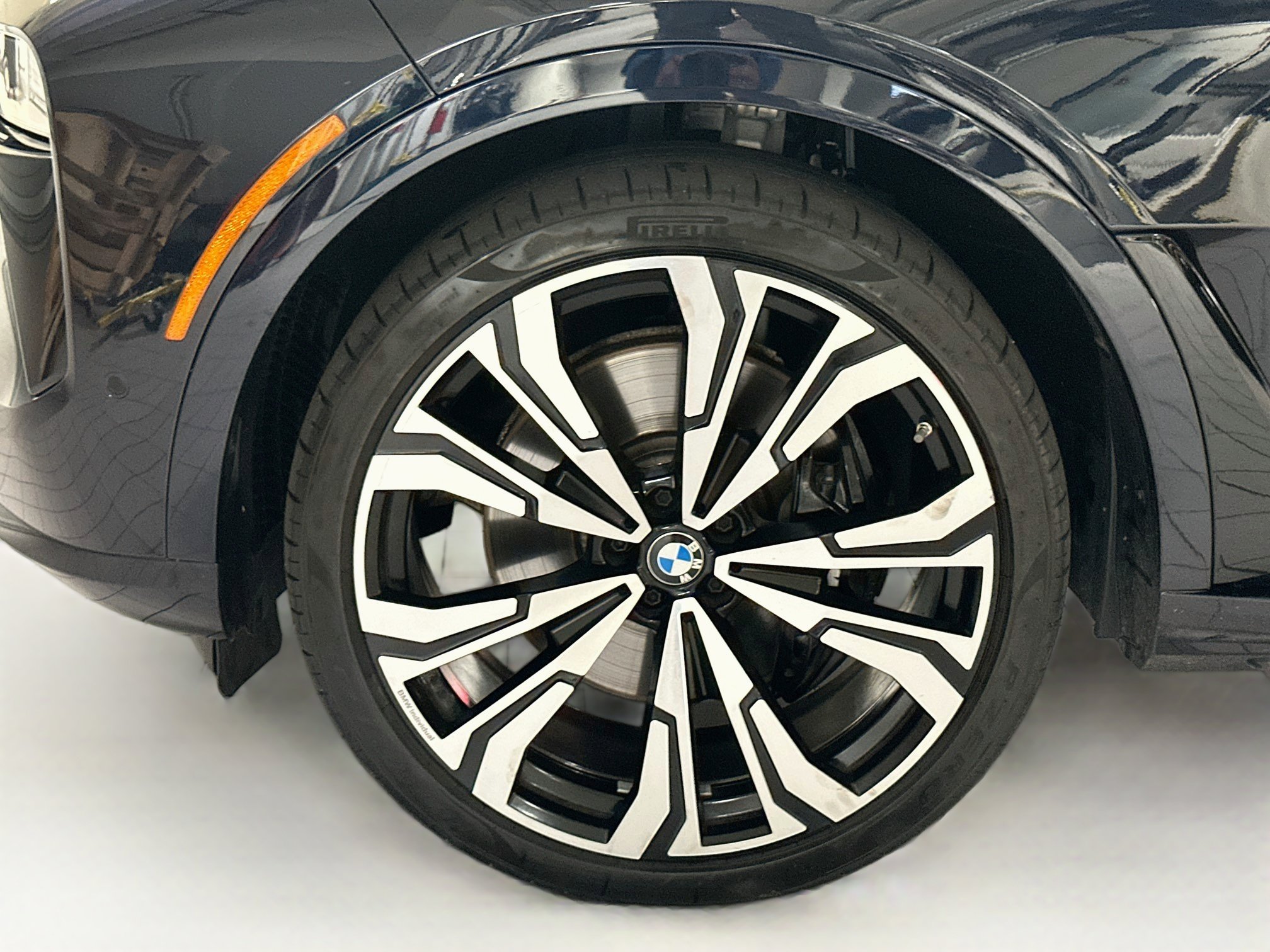 Certified 2025 BMW X7 xDrive40i w/ Executive Package AWD/4WD image 33