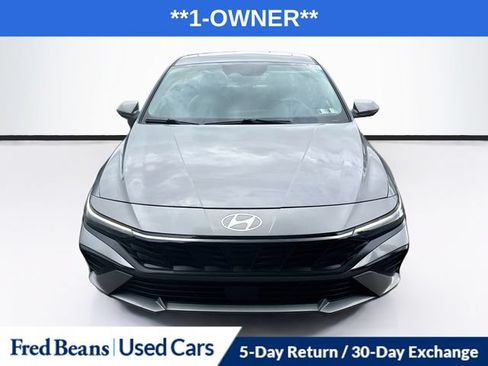 Certified 2024 Hyundai Elantra Limited FWD image 2