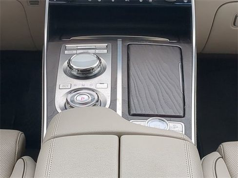 Used 2023 Genesis GV80 2.5T w/ Prestige 20" Package image 18