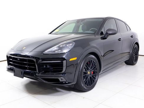 Certified 2023 Porsche Cayenne GTS w/ Premium Package Plus AWD/4WD image 1