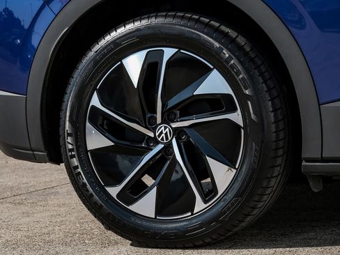 Used 2021 Volkswagen ID.4 Pro S image 56