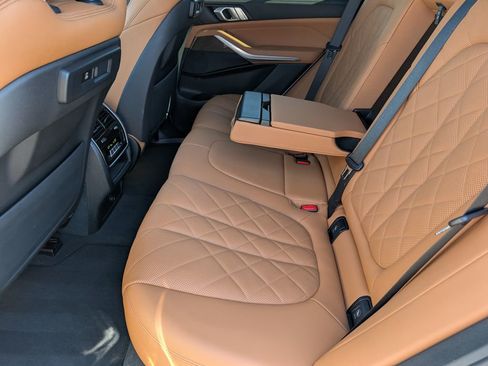 Used 2023 BMW X5 sDrive40i w/ Premium Package image 14