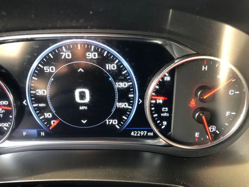 Used 2023 Chevrolet Traverse High Country AWD/4WD image 33