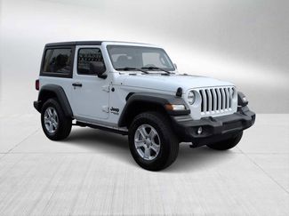 Used 2021 Jeep Wrangler Sport w/ Cold Weather Group video 2