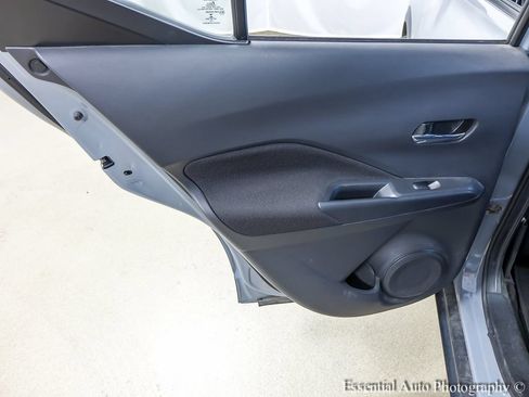 Used 2022 Nissan Kicks SV FWD image 19