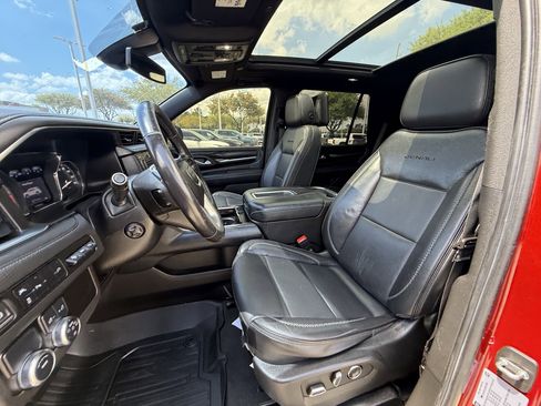 Used 2021 GMC Yukon Denali RWD image 27