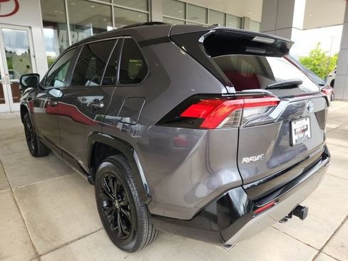 Used 2024 Toyota RAV4 SE w/ Weather Package AWD/4WD image 9