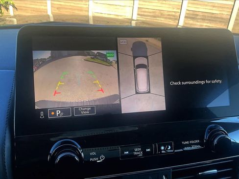 Certified 2024 Nissan Armada SL image 26