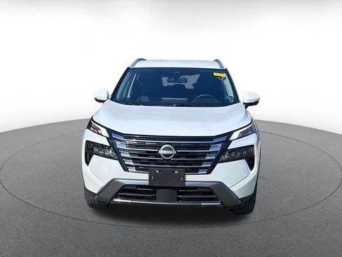 Used 2026 Nissan Rogue SL AWD/4WD image 3
