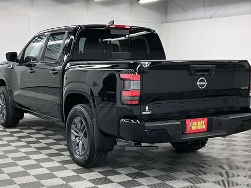 New 2026 Nissan Frontier SV w/ Tow Package AWD/4WD image 3