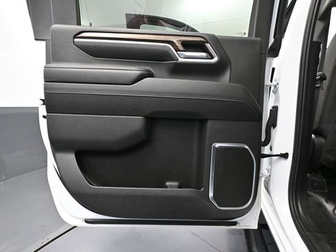 Used 2024 GMC Sierra 3500 SLE w/ SLE Convenience Package image 37