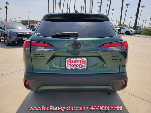 Used 2022 Toyota Corolla Cross XLE w/ Black Badges Package (TMS) AWD/4WD image 5