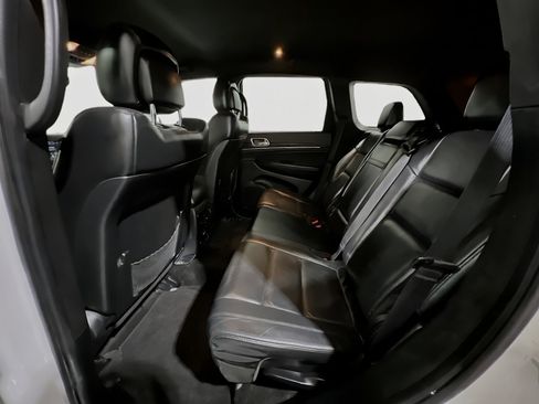 Used 2018 Jeep Grand Cherokee Limited RWD image 16