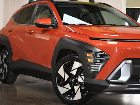 Used 2024 Hyundai Kona Limited image 53