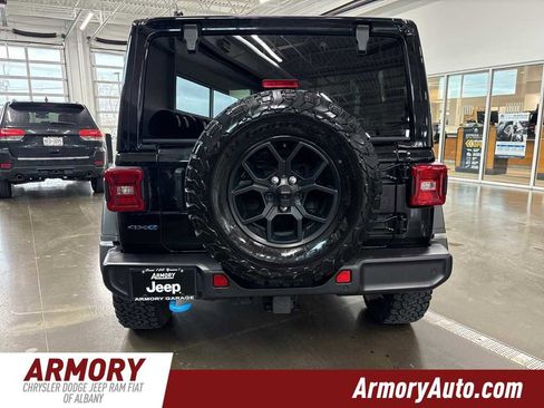 Used 2024 Jeep Wrangler Willys image 5