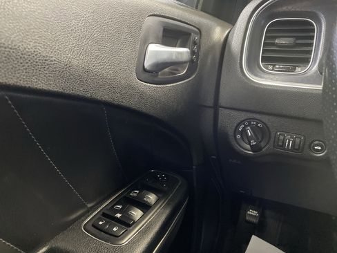 Used 2018 Dodge Charger GT image 24