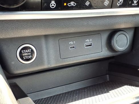 Certified 2023 Nissan Rogue SV w/ SV Premium B Package AWD/4WD image 22