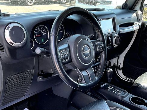 Used 2014 Jeep Wrangler Unlimited Sahara w/ Dual Top Group image 12