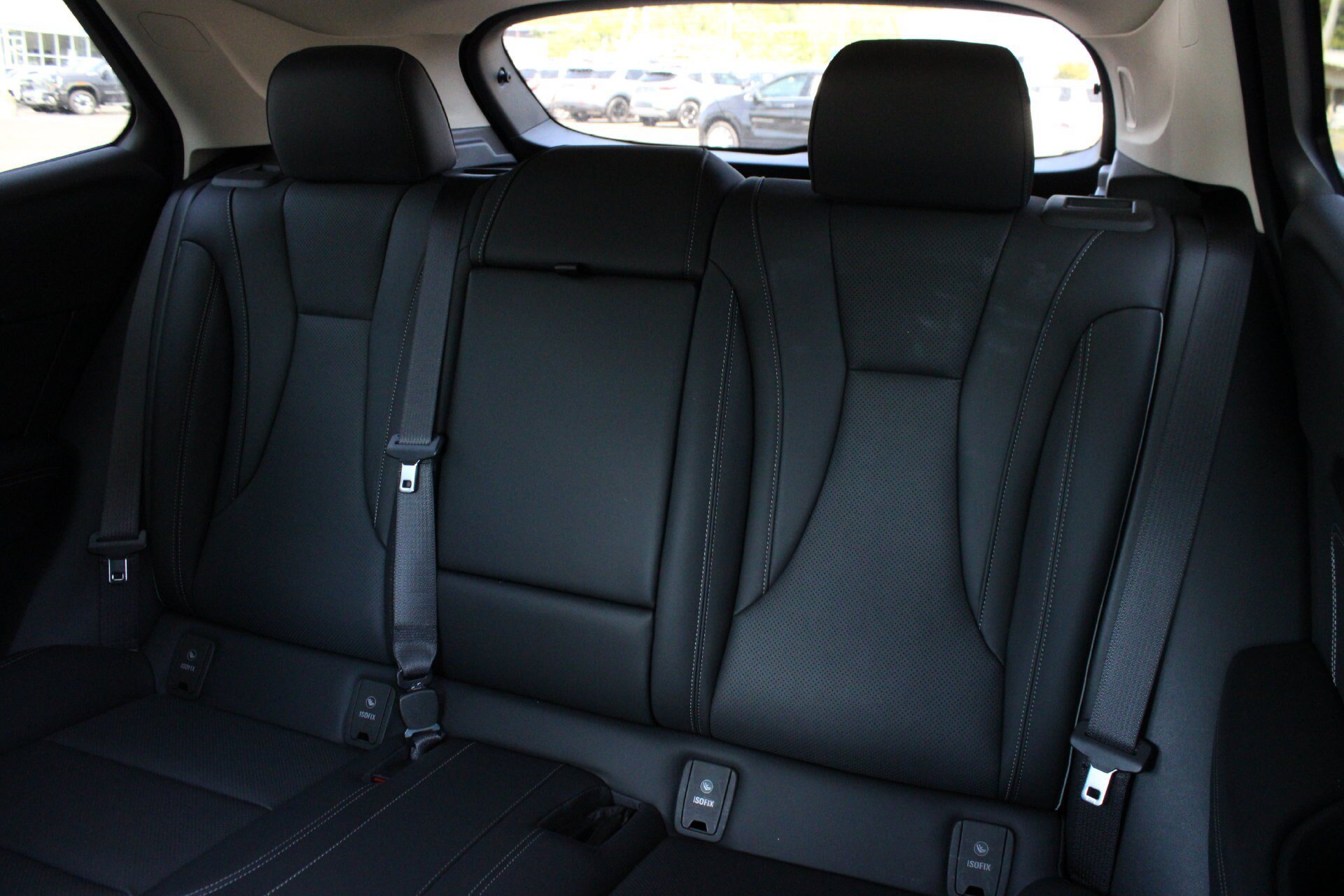 Used 2023 Buick Envision Essence FWD image 16