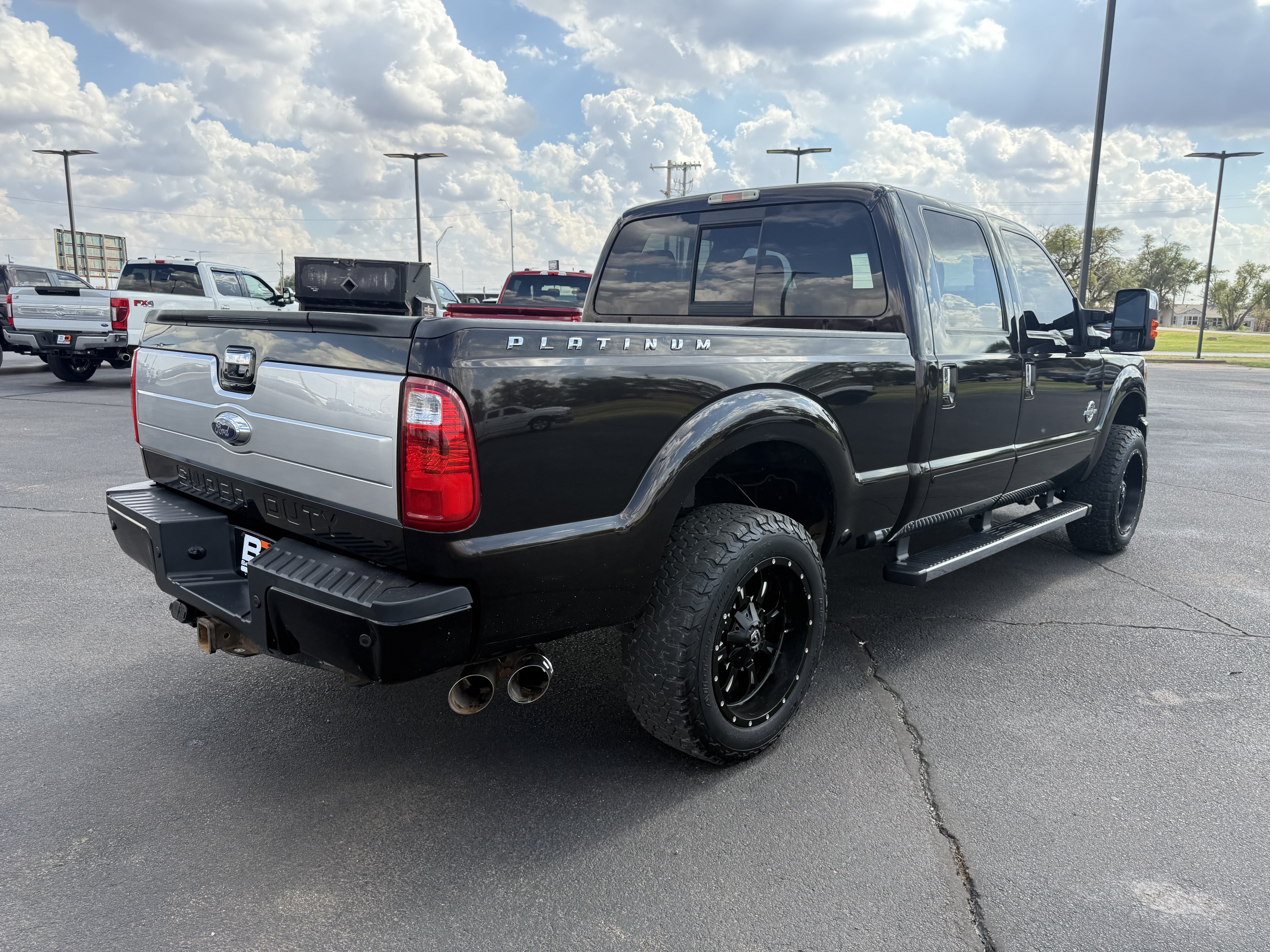 Used 2013 Ford F250 Platinum w/ FX4 Off Road Pkg AWD/4WD image 3