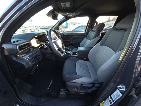 Used 2024 Toyota Tacoma TRD Sport image 16
