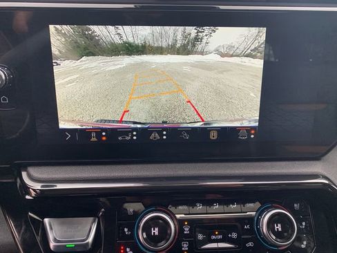 Used 2024 GMC Sierra 2500 AT4 w/ AT4 Premium Plus Package image 34