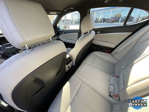 Used 2023 Genesis G70 2.0T image 19