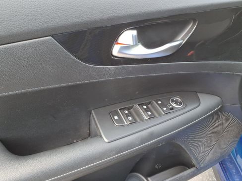 Used 2024 Kia Forte GT-Line image 9