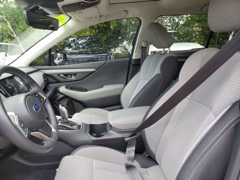 Used 2024 Subaru Outback Premium AWD/4WD image 18