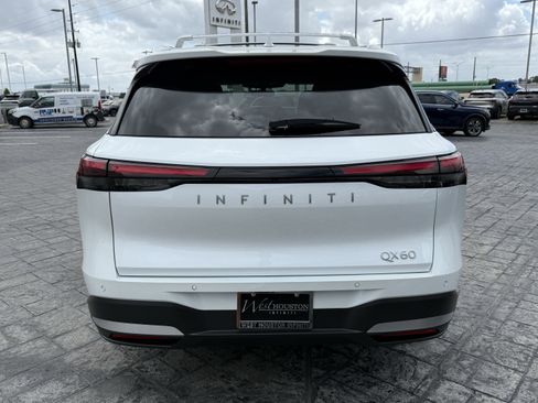 Certified 2026 INFINITI QX60 Luxe w/ Cargo Package image 6