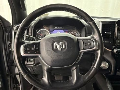 Used 2022 RAM 1500 Laramie AWD/4WD image 12