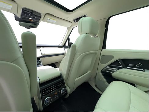 Used 2023 Land Rover Range Rover SE AWD/4WD image 41