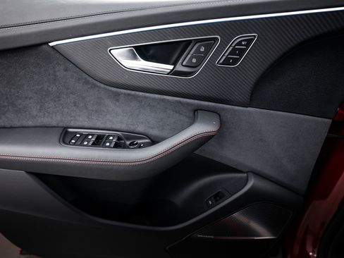 New 2026 Audi RS Q8 performance image 14