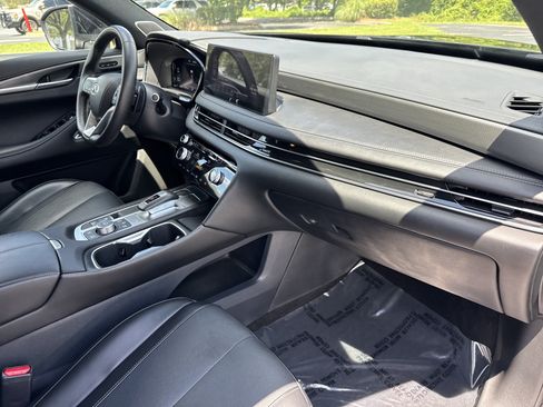 Used 2025 INFINITI QX60 Luxe w/ Black Edition FWD image 39