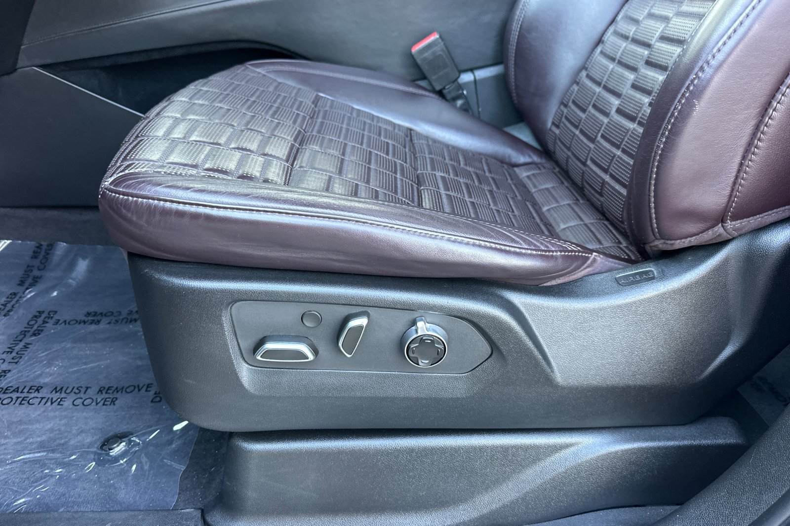 Certified 2023 Cadillac Escalade V AWD/4WD image 13