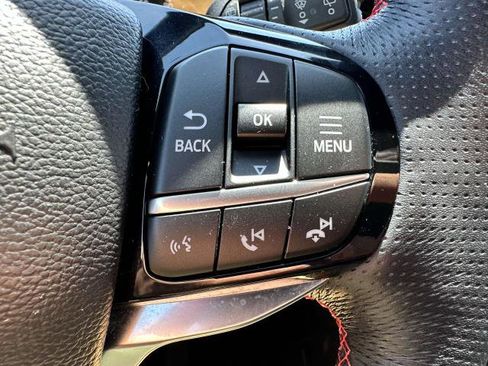 Used 2022 Ford Explorer ST-Line image 19