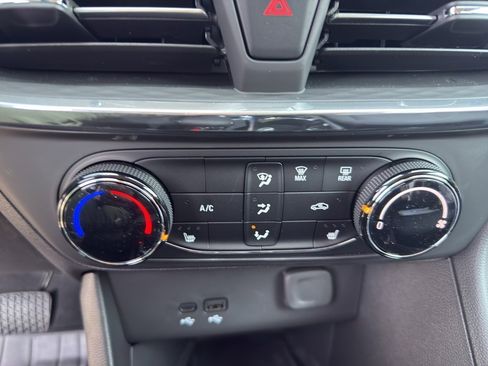 New 2026 Buick Encore GX Preferred w/ Advanced Technology Package image 13