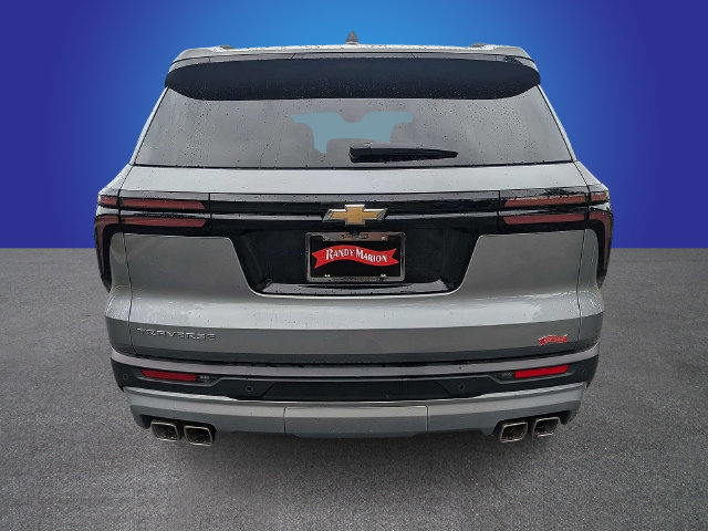 Used 2026 Chevrolet Traverse LT w/ Driver Confidence Package FWD image 4